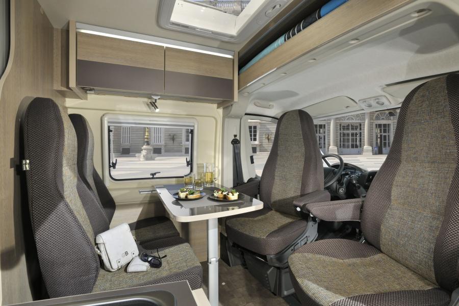 Интерьер Globecar Globescout Sportive 2014 года  (фото 3 из 6)